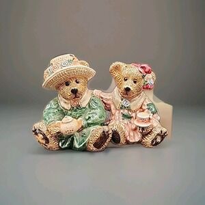 Boyd's Bears Salt And Pepper Shakers